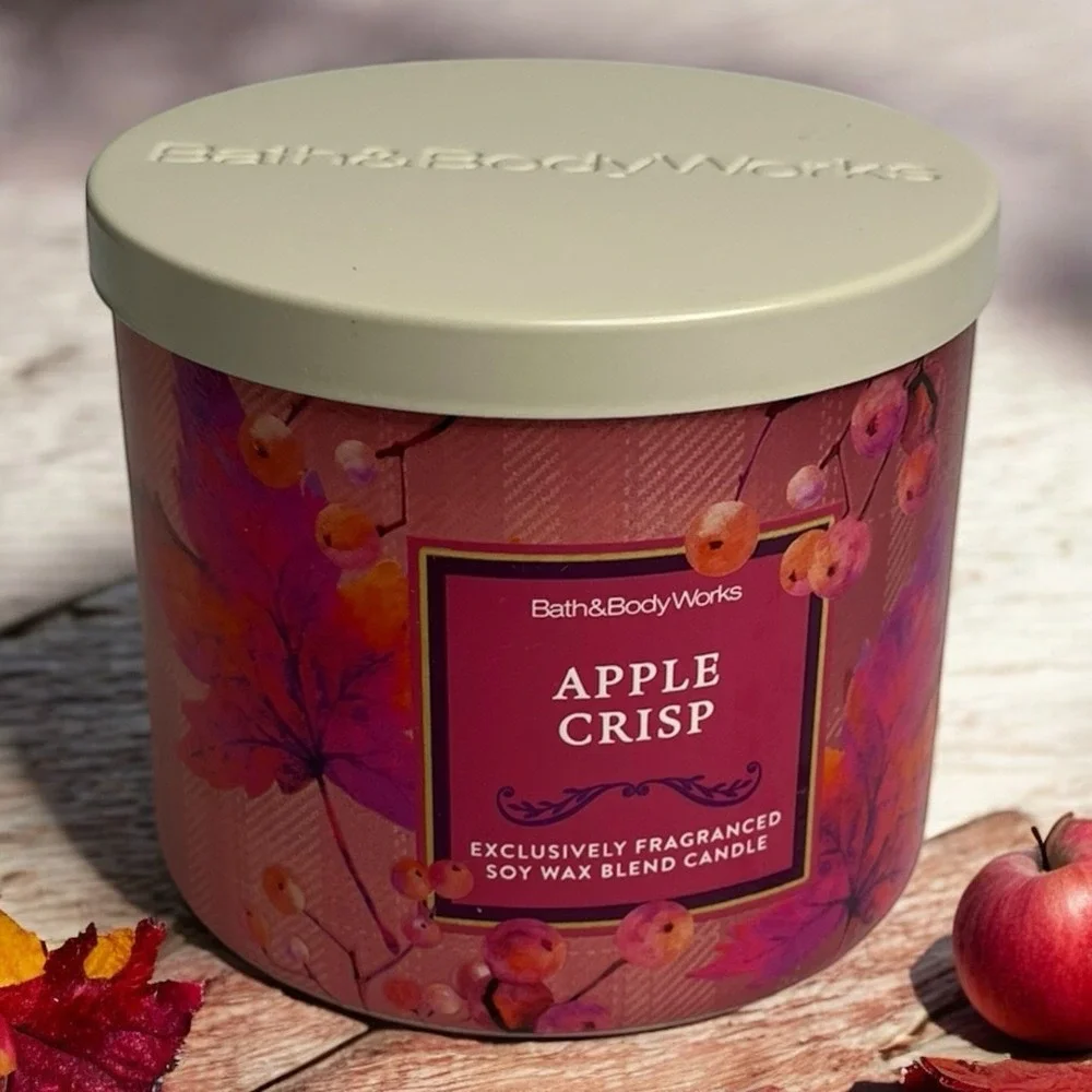 Bath & Body Works Apple Crisp 3 Wick Scented Candle  14.5 oz w/ lid Autumn Fall